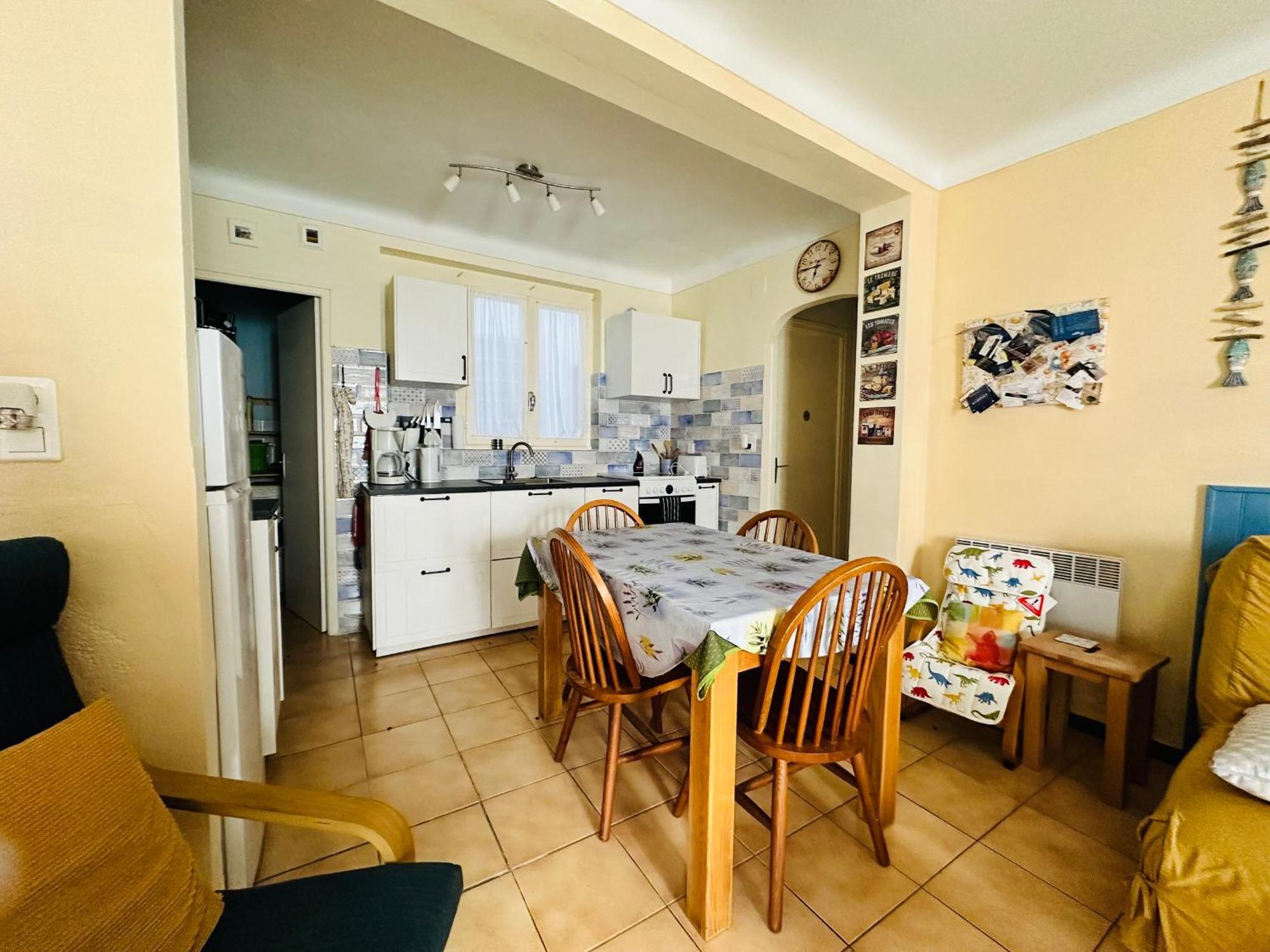 Apartamento A Avec Terrasse Proche Plages Et Commerces - Fr-1-309-484 *